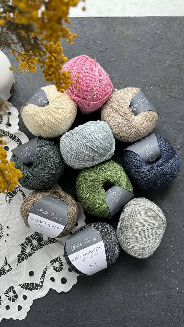 Знакомьтесь с нашей новинкой от Casagrande – роскошная пряжа Silk Tweed Как и всегда у бренда Casagrande, здесь нас ждет