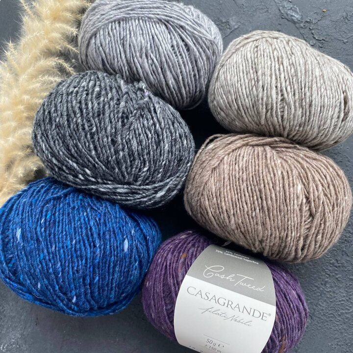 К нам приехали моточки Casagrande: ☘️CashTweed - база на все времена ☘️Silk tweed - тусса шелк для летних проектов ☘️Nob
