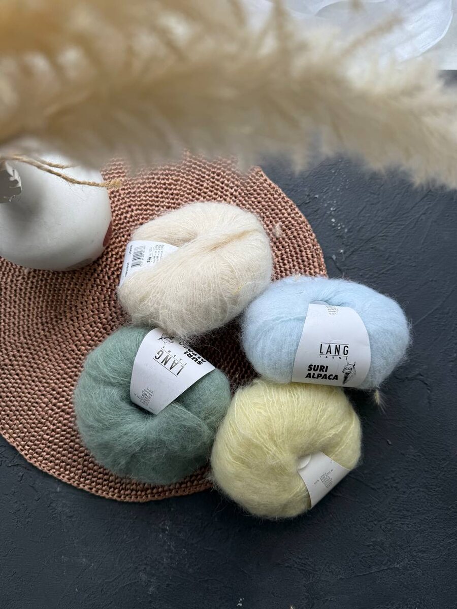 В центре внимания - джемпер из Suri alpaca Lang