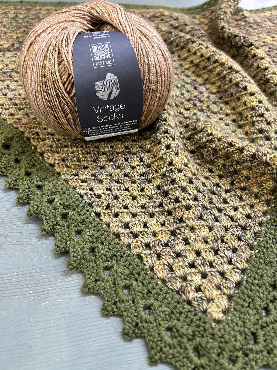 Элегантный бактус крючком из Lana Grossa Vintage Socks