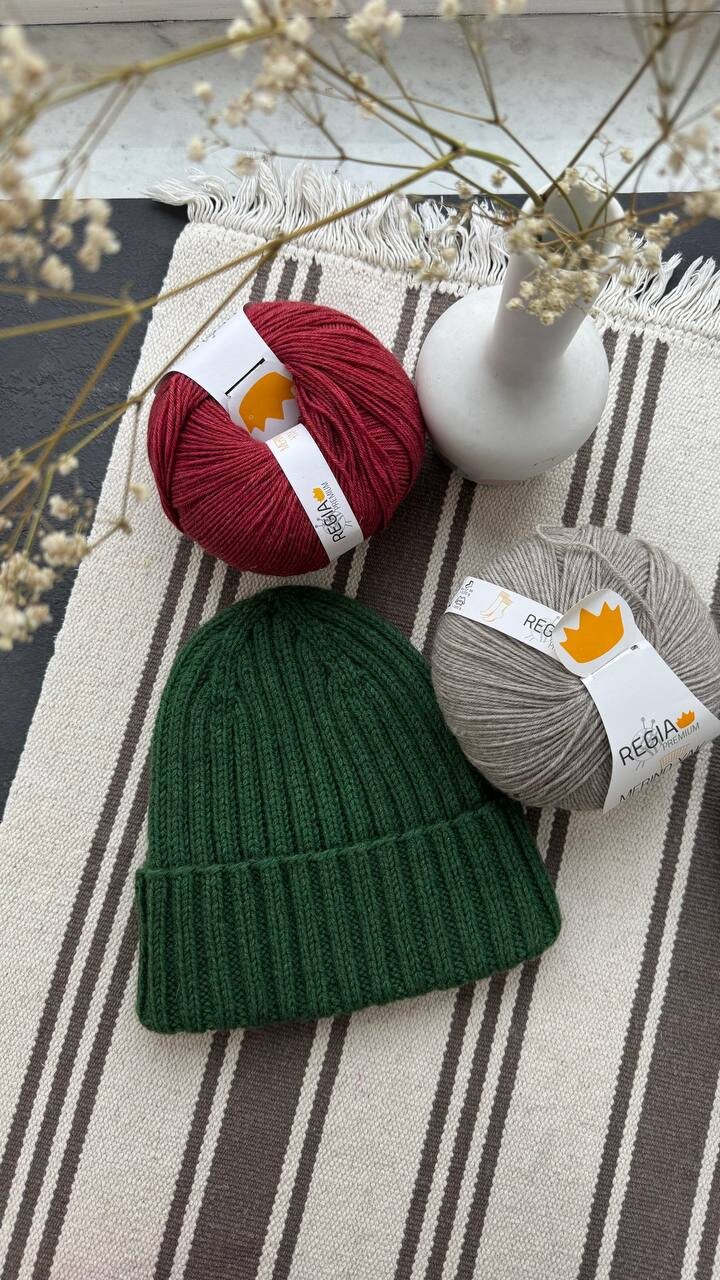 Вчера рассказывала вам о замечательной мягкой носочной пряже Meilenweit merino extrafine Lana grossa и вспомнила, что у