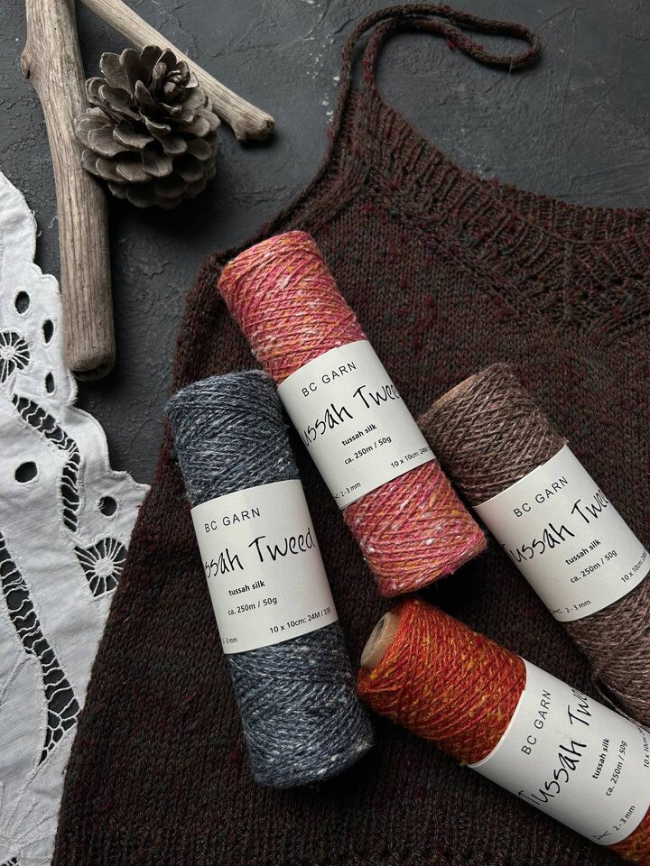 В СижуВяжу – тусса! И нет, мы не про вечеринку, а про новую поставку Tussah Tweed от BC Garn. 100% шелк тусса – это дик
