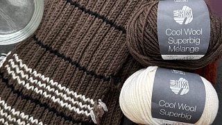 Простой не значит не скучный: интересный шарф из Lana Grossa Cool Wool Superbig.
