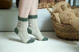 Книга Вяжем НОСКИ снизу вверх. С автографом Автора | Анна Журавлёва