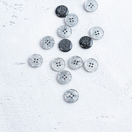 Пуговица Серый иней 4-х прокольная ⌀ 15 мм (32158.001)