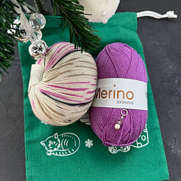 Набор носочной пряжи Сливовый пирог