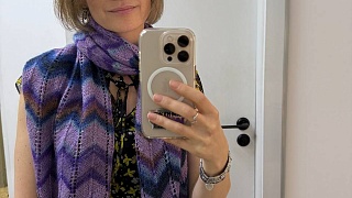 Еще одним чудесным решением станет сочетание двух нитей в нашем шарфе «Зигзаг».